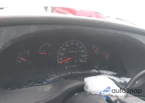 2003 Ford E-250 Commercial/Recreational из США, поврежденный, VIN 1FTNE24L93HB33739